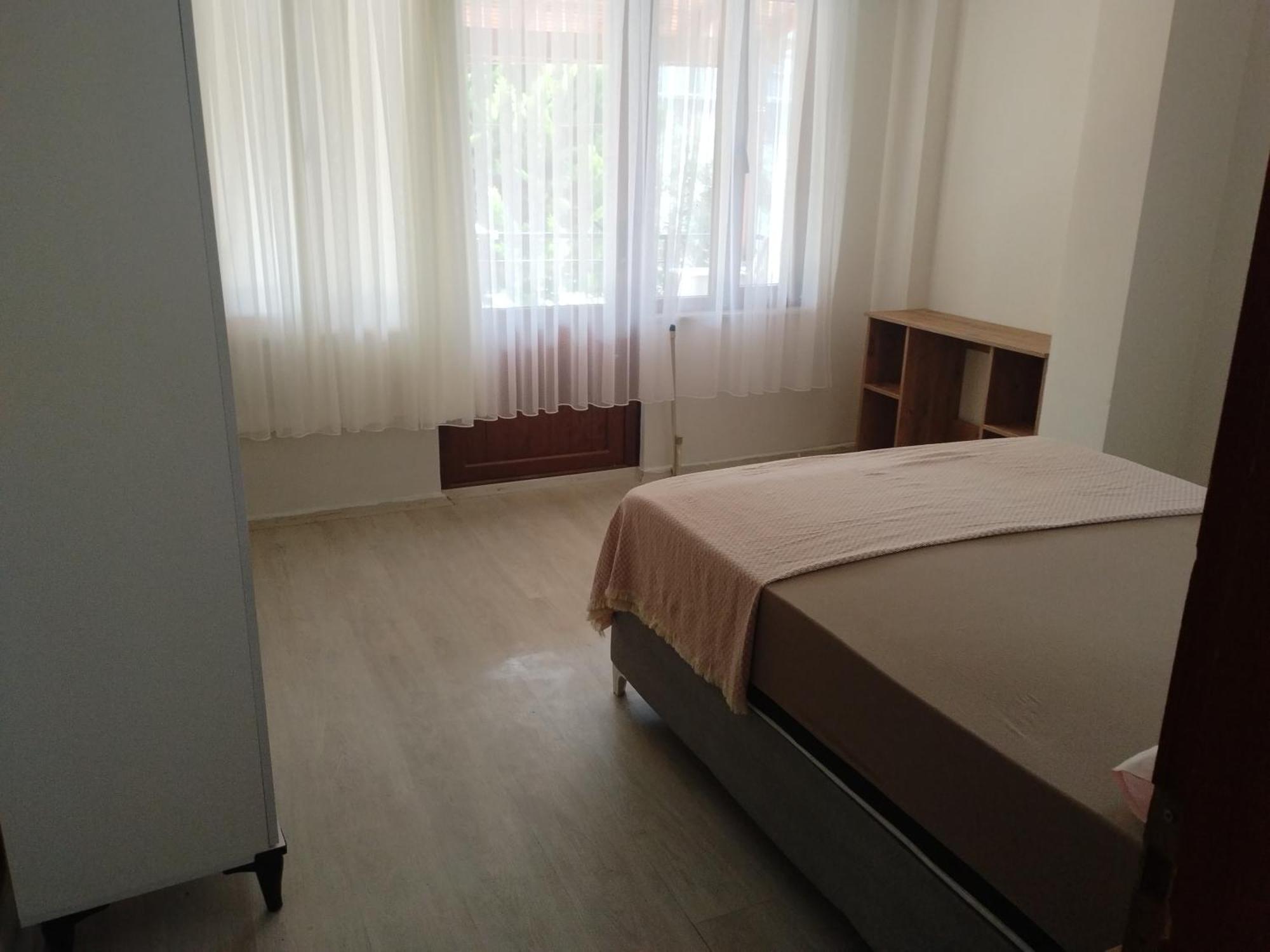 Kadinlar Denizi Plaji 100 M Bahceli Havuzlu Villa *